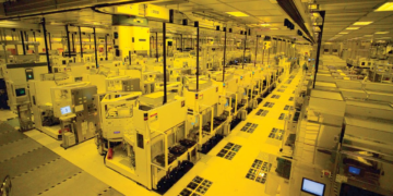 کره جنوبی در حال بررسی راه‌اندازی "KSMC" برای رقابت با TSMC