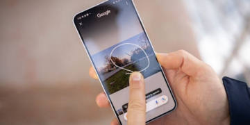 تب‌وتاب One UI 7؛ کاربران اپلیکیشن‌های لو رفته را دانلود می‌کنند