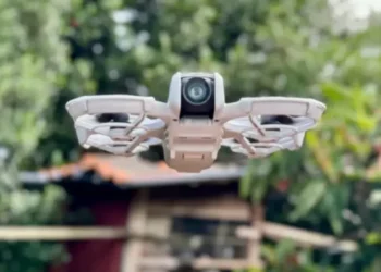تصاویر جدیدی از پهپاد تاشوی DJI Flip فاش شد
