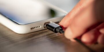 دیر شارژ شدن گوشی