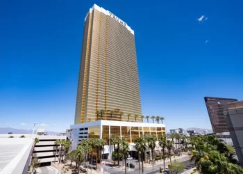 یک دستگاه Tesla Cybertruck در نزدیکی هتل Trump International Hotel Las Vegas منفجر و منجر به کشته و زخمی شدن بیش از هفت نفر شد.