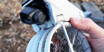 معرفی DJI Flip: پهپاد تاشوی جدید با طراحی منحصربه‌فرد و امکانات جذاب