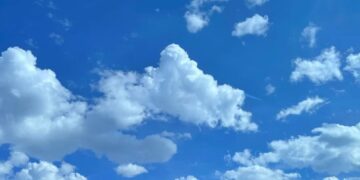 شبکه اجتماعی بلواسکای فید سفارشی برای ویدیوهای عمودی راه‌اندازی کرد