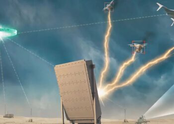 چین از سلاح مایکروویو خود با توانی معادل انفجار هسته‌ای رونمایی کرد