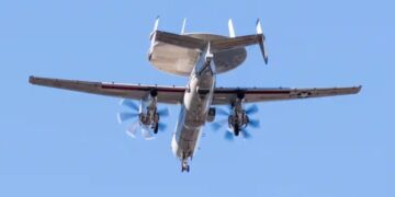 چین آزمایش هواپیمای کنترل و هشدار زودهنگام KJ-3000 خود را آغاز کرد