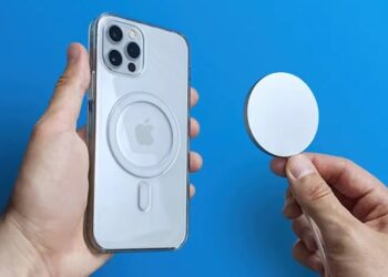 دایره پشت گوشی های آیفون چه کاربردی دارد؟+ ویدیو