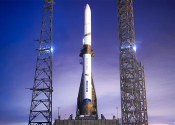 پرتاب موفق موشک New Glenn توسط بلواوریجین؛ فصل جدیدی در رقابت فضایی میلیاردرها