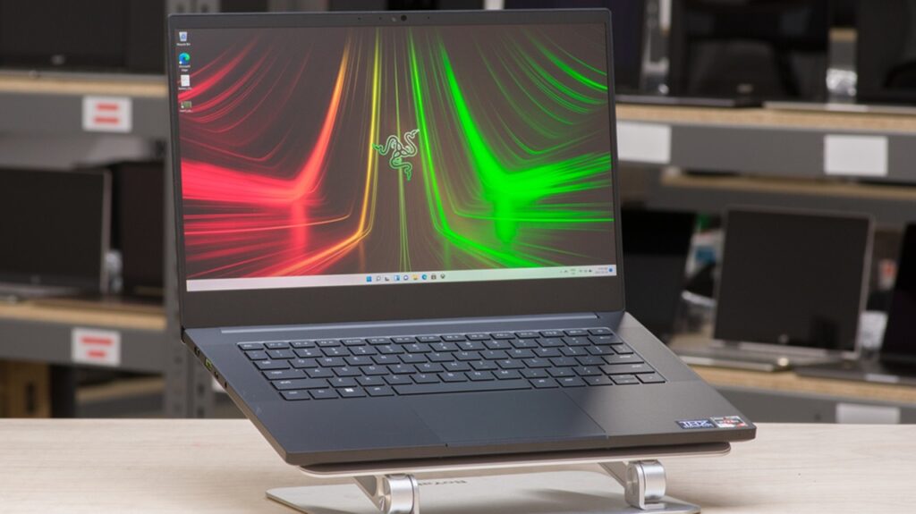 لپتاپ حرفه‌ای و نازک Razer Blade 14