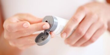 این کرم سرطان پوست را درمان می کند