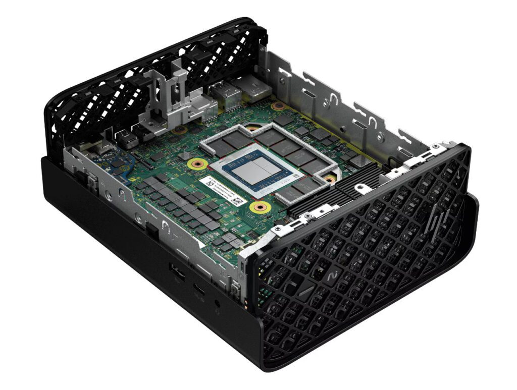 HP از لپتاپ ZBook Ultra G1a و ورکاستیشن Z2 Mini G1a با APUهای "Ryzen AI Max" (Strix Halo) از AMD با معماری Zen 5 و RDNA 3.5 رونمایی کرد.