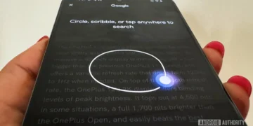 گوگل جستجوی بصری را به آیفون‌ها می‌آورد، اما نام Circle to Search حذف می‌شود