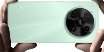 ZTE از گوشی Blade V70 Max با نمایشگر ۶.۹ اینچی و باتری ۶۰۰۰ میلی‌آمپرساعتی رونمایی کرد