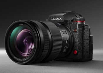 دوربین Lumix S1RII پاناسونیک با فیلمبرداری 8K و فوکوس خودکار پیشرفته معرفی شد