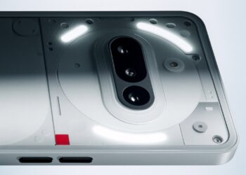 ناتینگ بهطور رسمی گوشی Phone 3a را نمایش داد