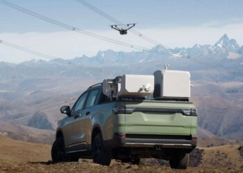 DJI از داک خودران جدید خود با قابلیت پرتاب از روی وسایل نقلیه رونمایی کرد