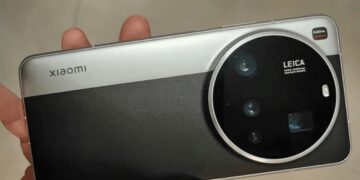 تصاویر زنده شیائومی ۱۵ اولترا طراحی الهام‌گرفته از Leica را نشان می‌دهند