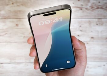 اپل در مسیر تولید نخستین دستگاه تاشو؛ تأمین‌کنندگان شیشه فوق نازک مشخص شدند