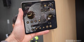 ابعاد نمایشگر گوشی تاشوی اپل؛ کوچک‌تر از گلکسی Z Fold 6 اما هم‌اندازه پیکسل فولد