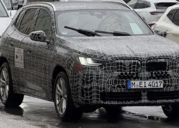 مدل ۲۰۲۵ خودروی برقی BMW iX3 به‌ زودی رونمایی می‌شود
