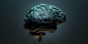 چین از نخستین رابط مغز و کامپیوتر دوطرفه رونمایی کرد