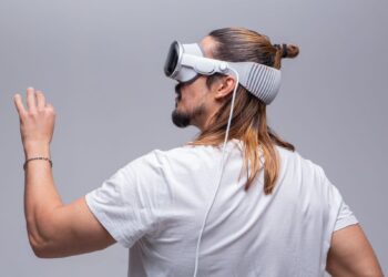 پیشبینی هفت تحول کلیدی در دنیای فناوری در سال ۲۰۲۵