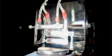 تبدیل دی‌اکسید کربن به سوخت با انرژی خورشیدی