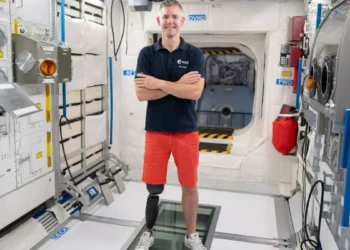 اولین فضانورد معلول جهان به فضا می‌رود