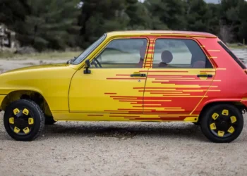 رنو 5 بازسازی‌شده؛ ترکیب سبک کلاسیک با نوآوری برقی