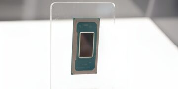 اینتل برای نخستین بار تراشه‌های Panther Lake را به نمایش گذاشت