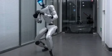 نگاهی به حرکات پیشرفته و تعادل چشمگیر ربات انسان‌نمای G1