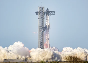 فضاپیمای استارشیپ باز هم در آسمان منفجر شد