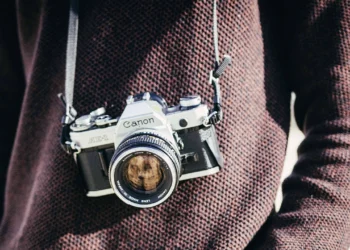 دوربین‌ PowerShot V1 کانن به زودی عرضه می‌شود