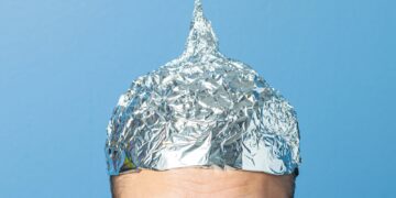 خواب بد، پذیرش تئوری‌های توطئه را افزایش می دهد