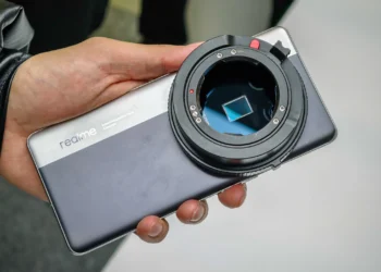 پنج گوشی عجیب رونمایی شده در نمایشگاه MWC 2025