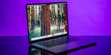 اپل با معرفی مکبوک ایر M4، ترکیبی از عملکرد بهینه، طراحی باریک و نمایشگر بزرگتر را ارائه کرده است. این لپتاپ، تجربهای حرفهایتر را بدون نیاز به پرداخت هزینه بالای مدلهای پرو فراهم میکند.