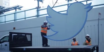 لوگوی عظیم توییتر به مزایده گذاشته شد