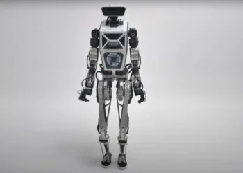 ربات انسان‌نمای THEMIS V2 با قابلیت حرکات طبیعی و تعاملی معرفی شد