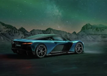 رونمایی از ابرخودروی Zenvo Aurora با موتور هیبریدی ۱۸۵۰ اسب‌بخاری