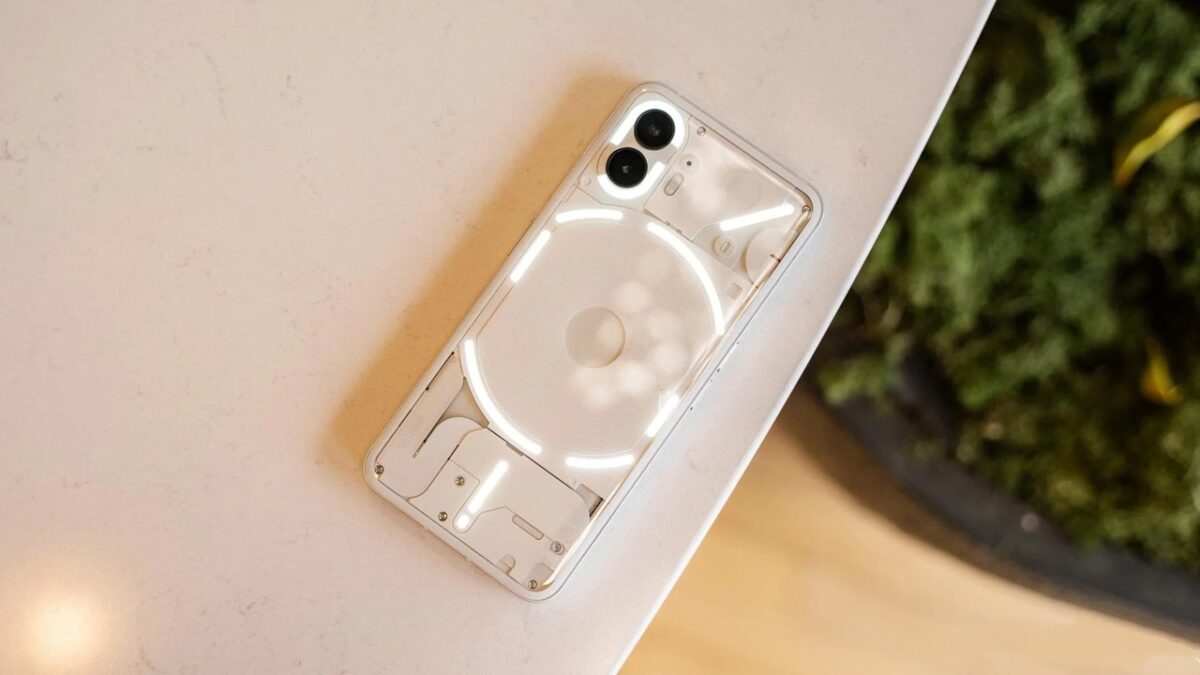 Nothing Phone 2؛ بهترين گوشى تا 50 ميليون