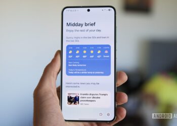 قابلیت جدید «پخش صوتی خلاصه روز» در رابط کاربری One UI 8 سامسونگ در راه است