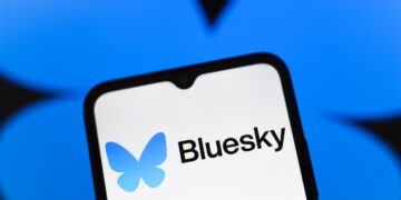 آغاز فرآیند احراز هویت کاربران شاخص در Bluesky