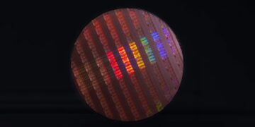 درخواست سه غول فناوری از دولت ترامپ برای معافیت مواد اولیه تراشه از تعرفه‌ها