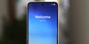 سامسونگ One UI 8 را این ماه عرضه می‌کند