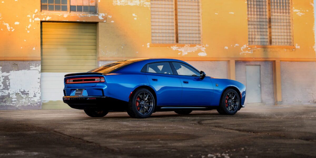 سدان چهاردر برقی Dodge Charger Daytona مدل ۲۰۲۶