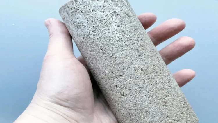 ساخت بتن سازگار با محیط‌ زیست با باکتری و ادرار انسانی!