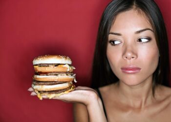 فست فود در عرض چند روز سیستم دفاعی روده را از بین می ‌برد