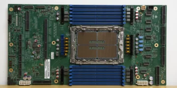 انتشار تصویر LGA9324 اینتل;بزرگترین سوکت پردازنده تاریخ