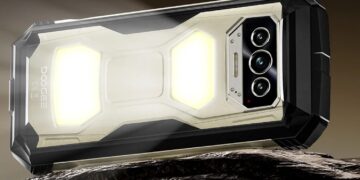 معرفی گوشی Doogee V Max S با باتری ۲۲ هزار میلی‌آمپرساعتی و چراغ‌قوه دوگانه