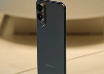 بررسی S25 Edge