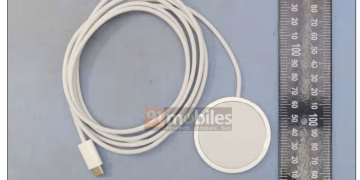 شارژر ۴۵ واتی MagSafe اپل با پشتیبانی از Qi2.2 فاش شد؛ آماده‌سازی برای شارژ بی‌سیم سریع‌تر در آیفون ۱۷؟